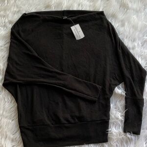 Long sleeve off shoulder top